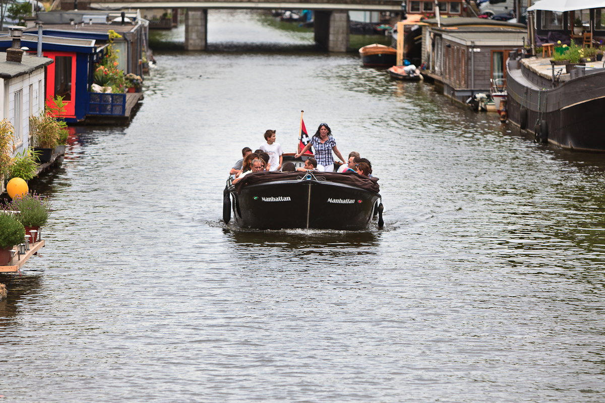 Worauf sollten Sie beim Mieten eines Boots in Amsterdam achten?